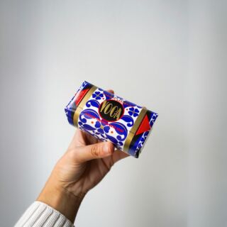 Did you know that at 27 Lisboa we have Claus Porto most wanted soap collections just for you?⁠ 💙⁠
⁠
⁠These little gems from Portugal follow handcrafted traditions since 1887 to bring you natural and traditional soaps made of 100% vegetable oils. All of them are blended with whether pistachio or shea oil extract, which instantly make your skin smoother.⁠ 💫 🌿⁠
⁠
Inspired by Claus Porto’s archives, the patterned label designs are colourful and precious… Another good reason to melt for them!⁠
⁠
Discover more at 27lisboa.com⁠
⁠⁠
We ship worldwide ✈️ 🌎⁠
⁠
#27Lisboa #Portugal #NaturalSkinCare #EssentialOil #BodyCare